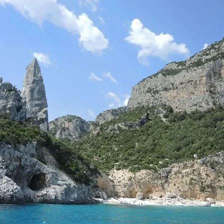 Sacha - Stunning Panoramic View Flat Cala Gonone